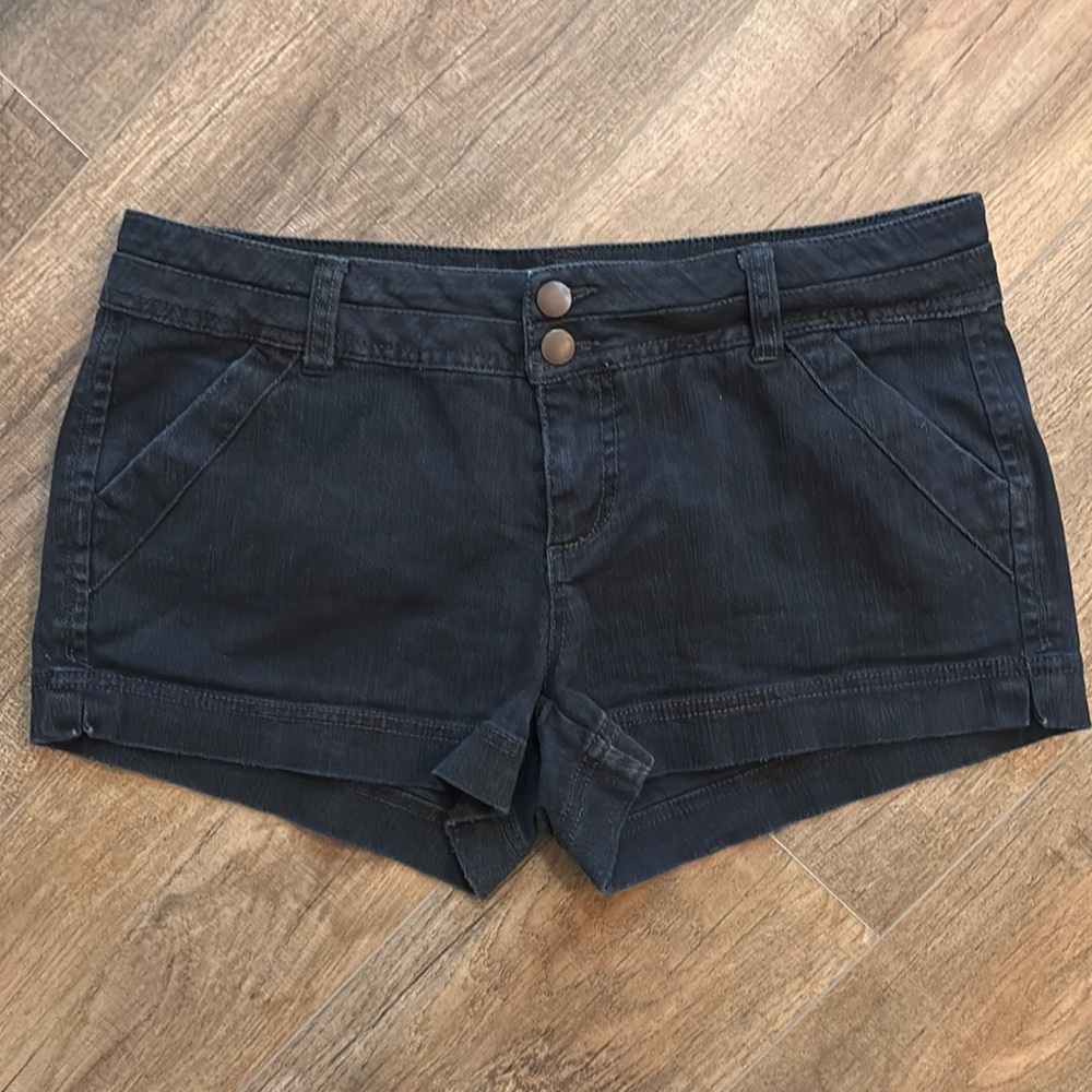 BKE Women's 30 Black Blue Camo Jean Shorts Distressed Hem